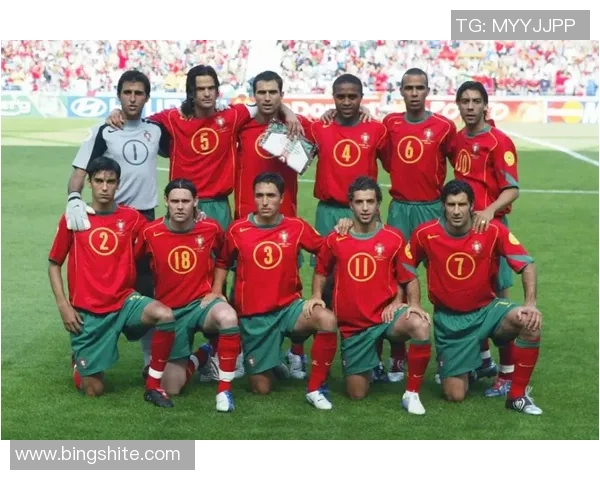 足球明星之间的传奇对决与友谊交织的动人故事